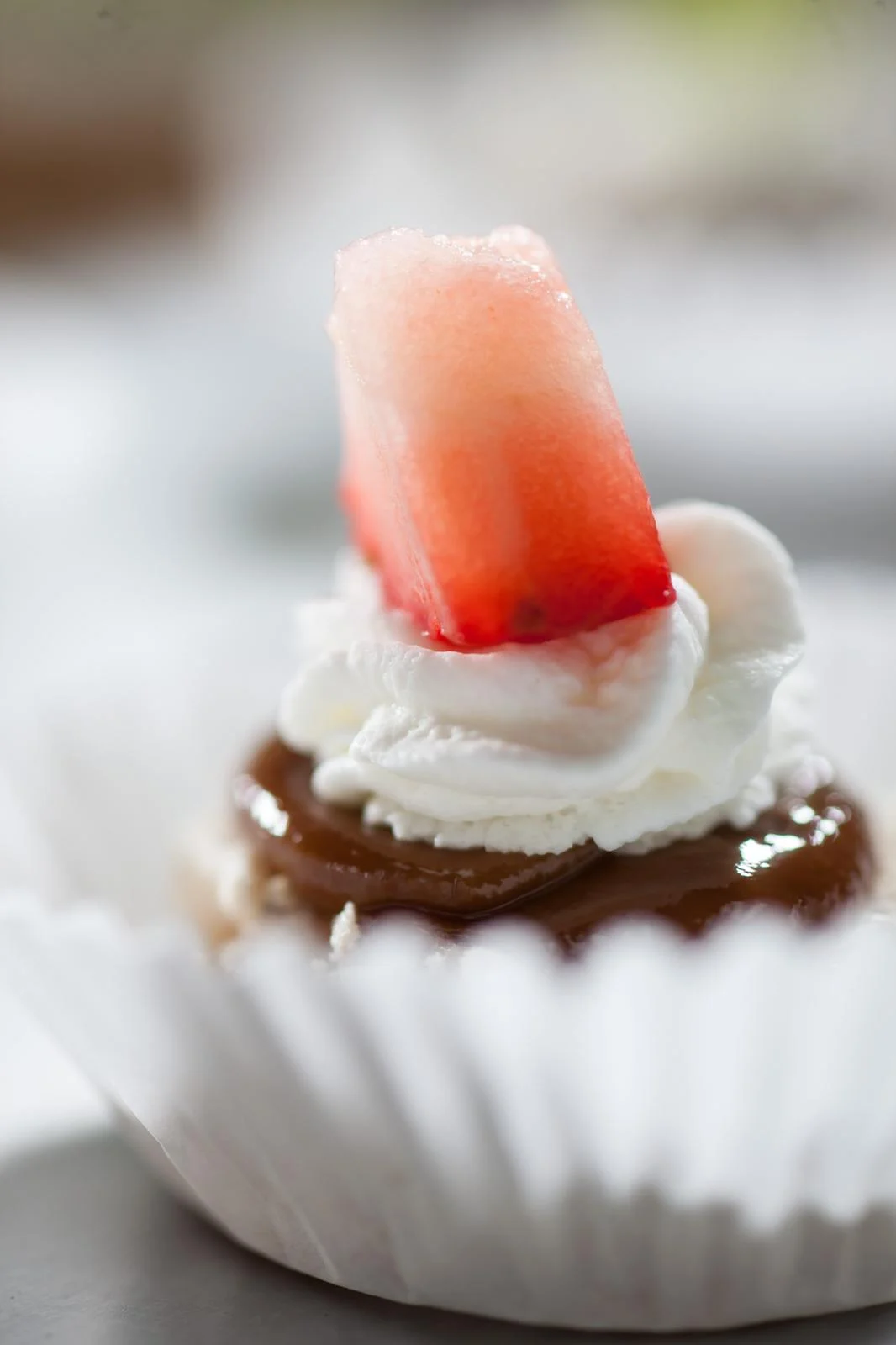 pic of Mini Strawberry Pavlova